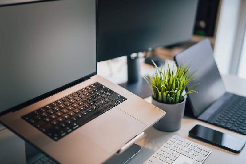 Featured image of post 中小企該不該用雲端會計軟件？Xero、QuickBooks 比較